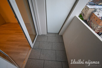 1+kk, Komárovská - 11