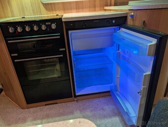 BAILEY UNICORN 2 MADRID 2014,MOVER,ALDE,VELKÁ KOUPELNA,ATC - 11