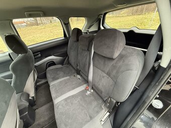 Mitsubishi Outlander 2.0 DI-D 4x4 7-MÍST +Najeto 202TKM+ - 11