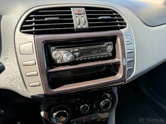 FIAT BRAVO 1.4 66KW BENZÍN //2009 KLIMATIZACE SERVISKA - 11