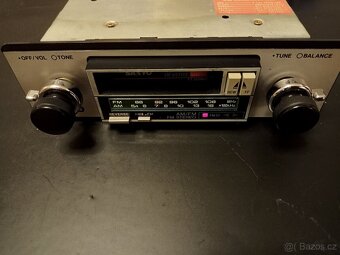 Autorádio Sanyo FT222 retro - 11
