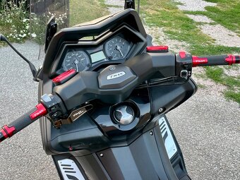Yamaha T-Max 530 BLACK EDITION FULL LED MIVV-ABS-PC-K&N - 11