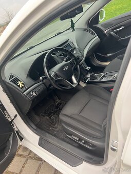 Hyundai i40, 1.7 CRDi combi - 11