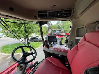 Case IH AF 8250 kolový - 11