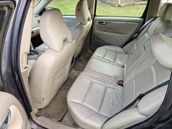 Volvo V70 - 11