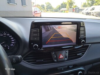 Hyundai i30 1.5DPi-benzin COMFORT r.22 1.majiteli PLNÝSERVIS - 11
