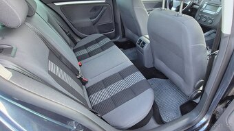 Volkswagen Golf  V - 11