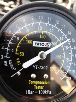 Fabia 1,2 47kW AZQ barva 9102 - 11