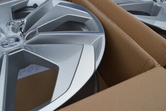 Škoda Octavia IV(RS)  - 18 NOVÉ orig.Alu disky 7.5x18, 5x112 - 11