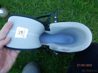 Nové inline brusle 4xjeté velikost 47-48 cena: 1000kč. - 11
