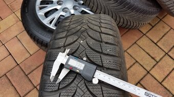 Zimní sada KIA / HYUNDAI R15 pneu 195/65/15 TPMS DOT 22 - 11