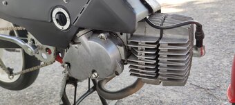 Moped manet Korado - 11