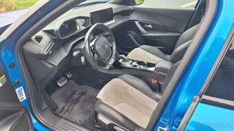 Peugeot e2008 GT 2021 - 11