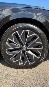 ŠKODA Superb L&K 4x4 - TOP STAV - 11