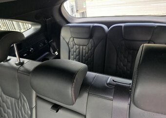 Kia Sorento 2.2-PREMIUM-DPH-7MÍST-TAŽ.2,5t - 11