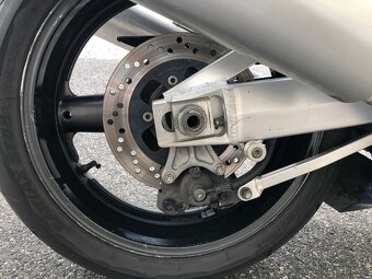 Suzuki GSX-R 1300 Hayabusa - 11