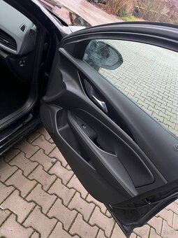 Opel insignia 2.0cdti 128kw rok 2022 dph - 11