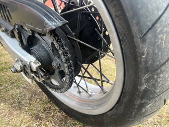 Yamaha XT600e - 11