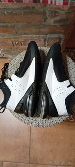 Zánovní značkové tenisky Nike  vel.40,5 - 11