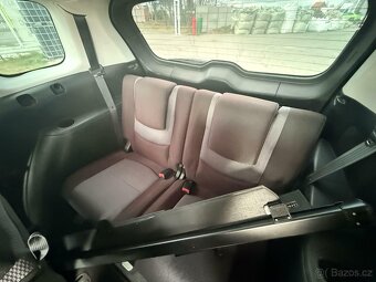 Mazda 5 2.0d 81Kw +7míst+Najeto 247TKM+7míst - 11