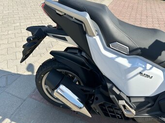 Sym ADX 125 2025 White - 11