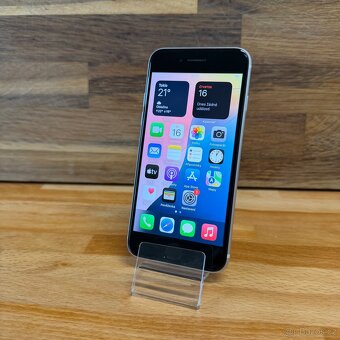IPhone SE 2020 128GB, bílý (12 měsíců záruka) - 11