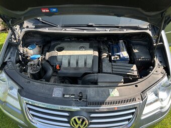 Vw Touran 2.0 tdi 103kw - 11