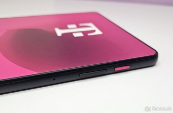 Tablet od T-Mobile TCL T Tablet 2 černý 6/128GB - 11