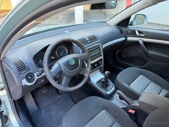 Škoda Octavia II - 11