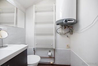 Prodej velkého domu, 420 m2 - Železný Brod, ev.č. 06508 - 11