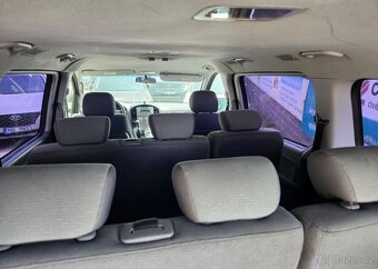 Hyundai H 1 2.5-9 míst-po rozvodech-TAŽNÉ - 11