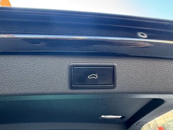 Škoda Superb 3 2.0 TDI 110kW DSG Matrix LED CANTON Navigace - 11