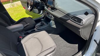 Hyundai i30 1.4 T-GDI 103 kW, automat - 11