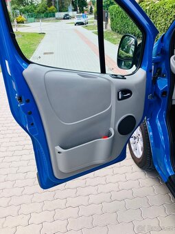 Renaul Trafic 2.0 Dci ,TOP STAV, 2x soupacky, 9 míst - 11