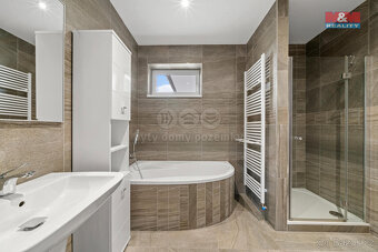Prodej rodinného domu, 184 m², Dobruška, ul. Doly - 11