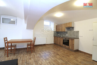 Prodej bytu 2+kk, 50 m², Praha 3, ul. Sudoměřská - 11
