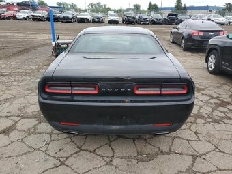 Dodge Challenger 3,6 V6 - 11