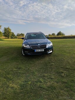 Prodám škoda Superb 3.2.0 TDI 110 kW. - 11