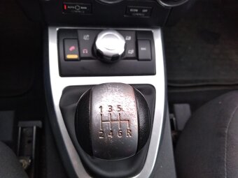 LAND ROVER FREELANDER 2 2.2 TD4 S - 11