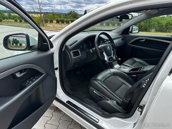 Volvo V70 2.4d 129Kw - 11