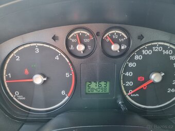 Ford Focus,combi  1. MAJ. SUPER STAV, BEZ DPF  - 11