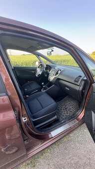 Hyundai ix20 - 11