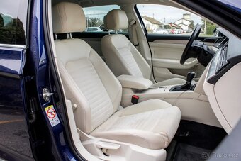 Volkswagen Passat B8 Highline 2018 110kw DSG / AJ NA SPLÁTKY - 11