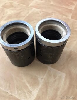 Originální nova přední vidlice teleskopy pružiny pouzdro - 11