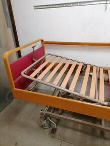 Zdravotní elektricky polohovatelná postel s matrací - 11