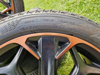 Kola Cupra Formentor R19, pneumatiky Bridgestone, VZ5 - 11