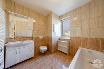 Pronájem bytu 3+kk, 97 m², Uherské Hradiště - Jabloňová - 11