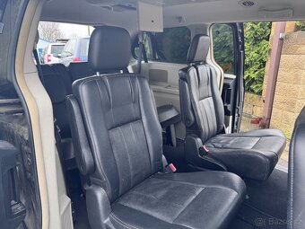 Chrysler Town Country 3,6 RT Penta DVD 2014 - 11