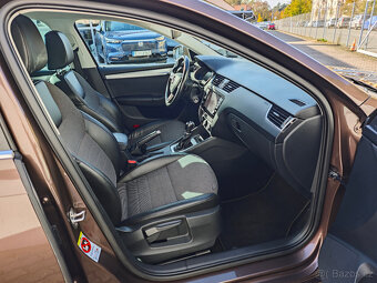 Škoda Octavia 1.4 TSi Elegance NAVI DSG - 11