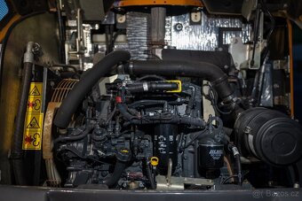 Kolový nakladač Case 221F – 1.488 Mth, 6.8t, Nová cena - 11